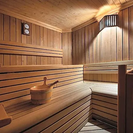 Primula Hotel 3*