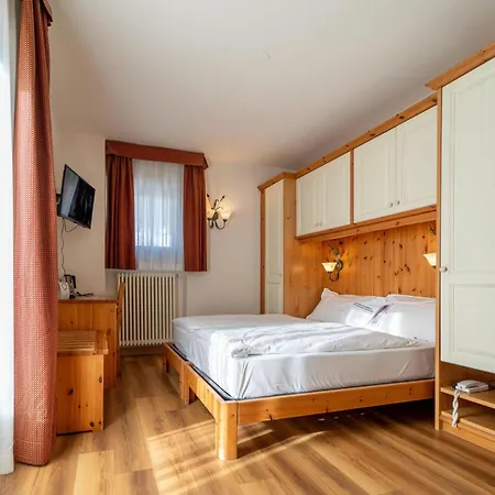 Hotel Primula 3*